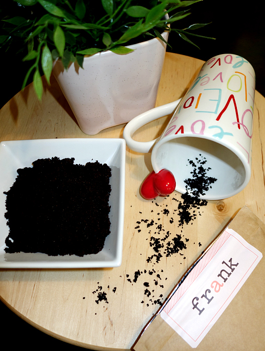 Frank Coffee Scrub 3