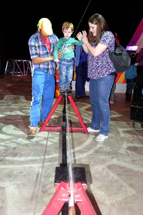 Circus 9